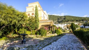 Property grounds - Hotel Sierra Tejeda (Alcaucin)