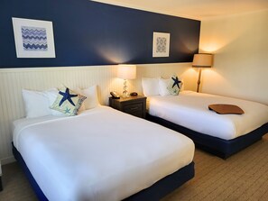 Studio, 2 Queen Beds, Kitchenette | Premium bedding, desk, laptop workspace, iron/ironing board