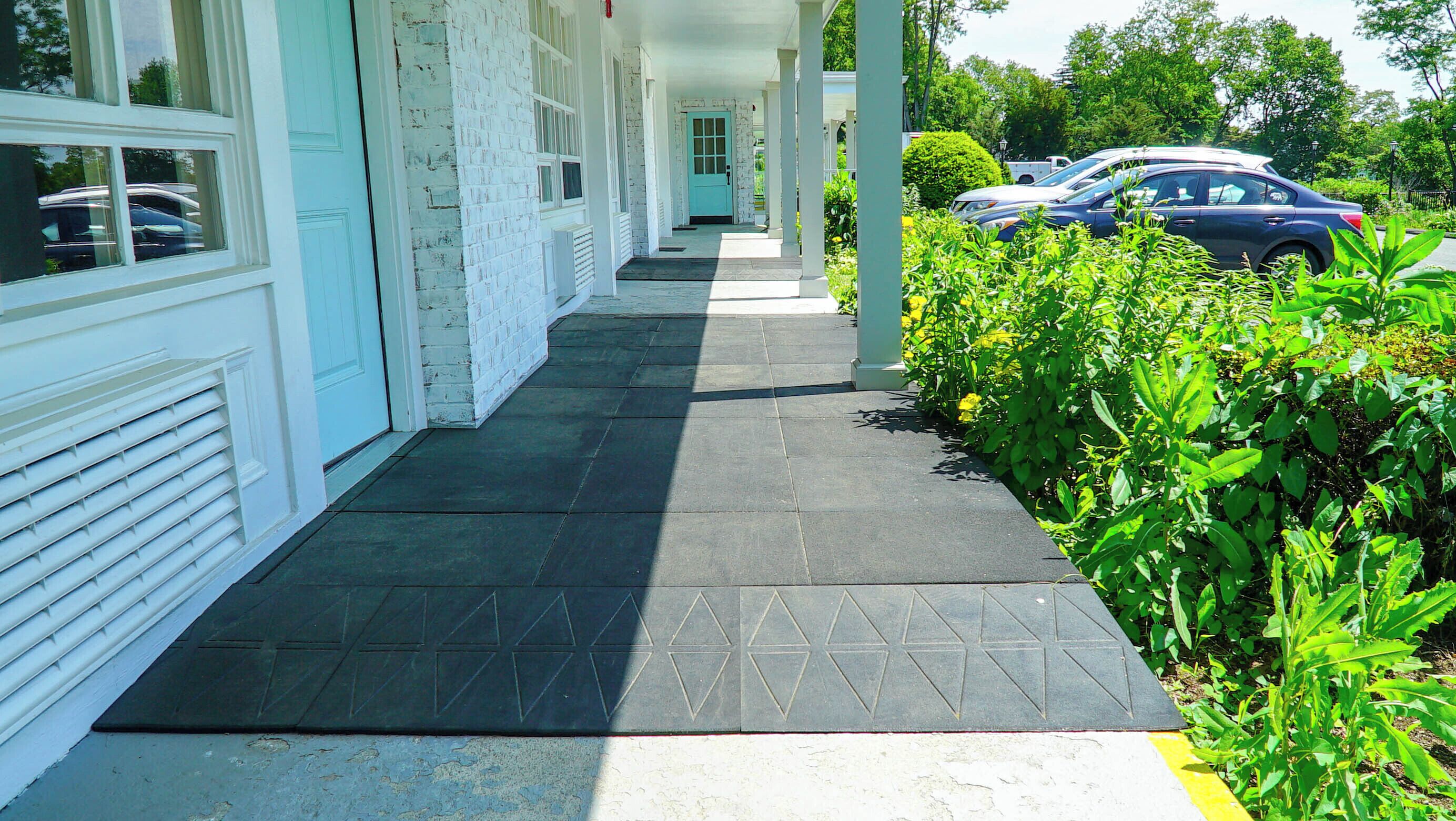 1 bedroom, premium bedding, desk, laptop workspace