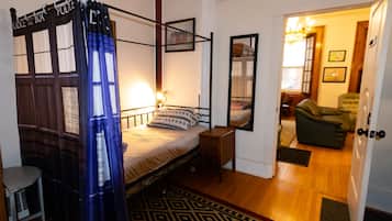 Classic Shared Dormitory, Mixed Dorm | Iron/ironing board, free WiFi, bed sheets