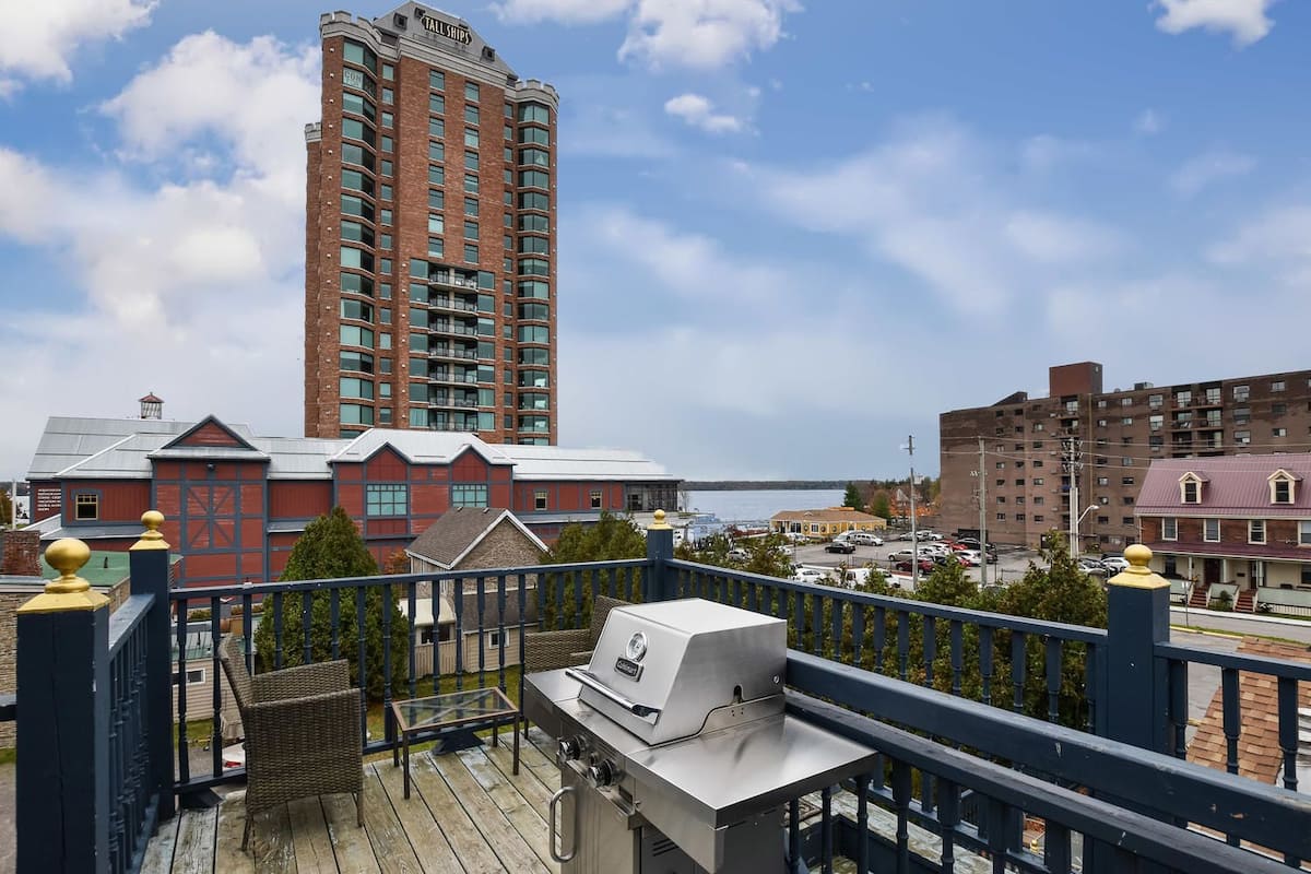 301: The Penthouse West : The Romeo & Juliet Suite | Terrasse/Patio