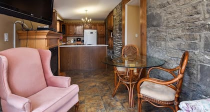 The Noble Suites