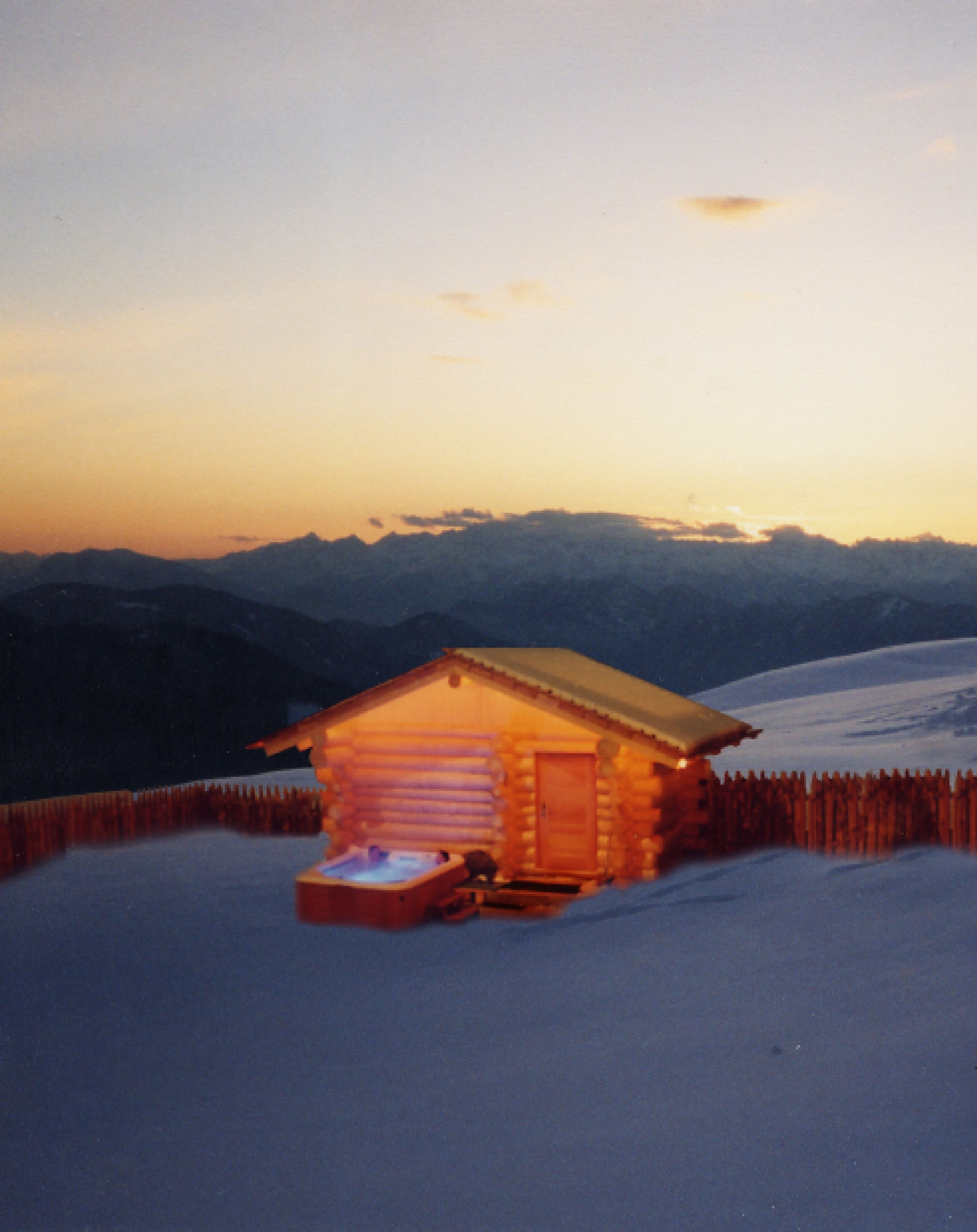 Sauna, hot tub, steam room, Turkish bath/hammam, body treatments