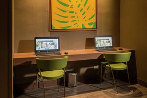 Business center - Hampton by Hilton Yopal (Yopal)