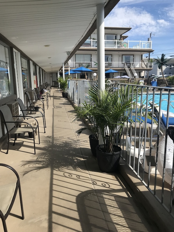 Property entrance - Pyramid Resort Motel (Wildwood Crest)