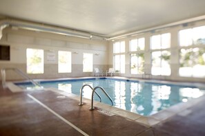 Indoor pool, sun loungers