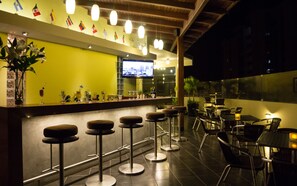 Terrace/patio - El Faro Inn (Lima)