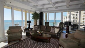 Unclassified image, 4 of 67, button - La Playa by Luxury Coastal Vacations (Pensacola)