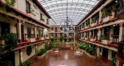 Hotel D' Monica