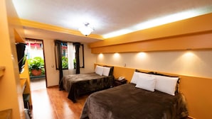 In-room safe, desk, free cots/infant beds, free WiFi - Gran Hotel El Encanto (San Cristobal de las Casas)