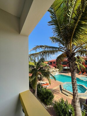 Deluxe Apartment, 1 Bedroom | Terrace/patio - Del Rey Apartments (Noord)
