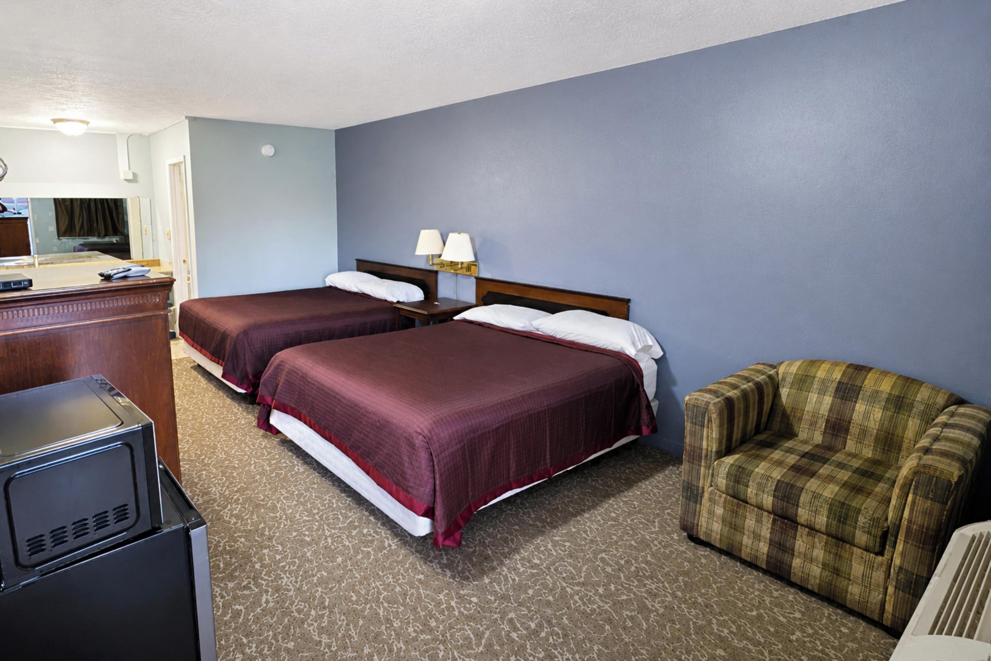 Room, Smoking (2 Full Bed) | Desk, free WiFi, bed sheets