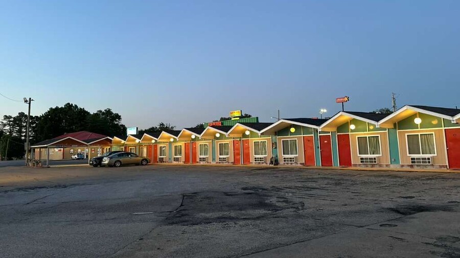Gray Plaza Motel Benton Rend Lake I-57