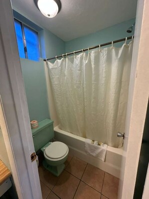 Free toiletries, towels