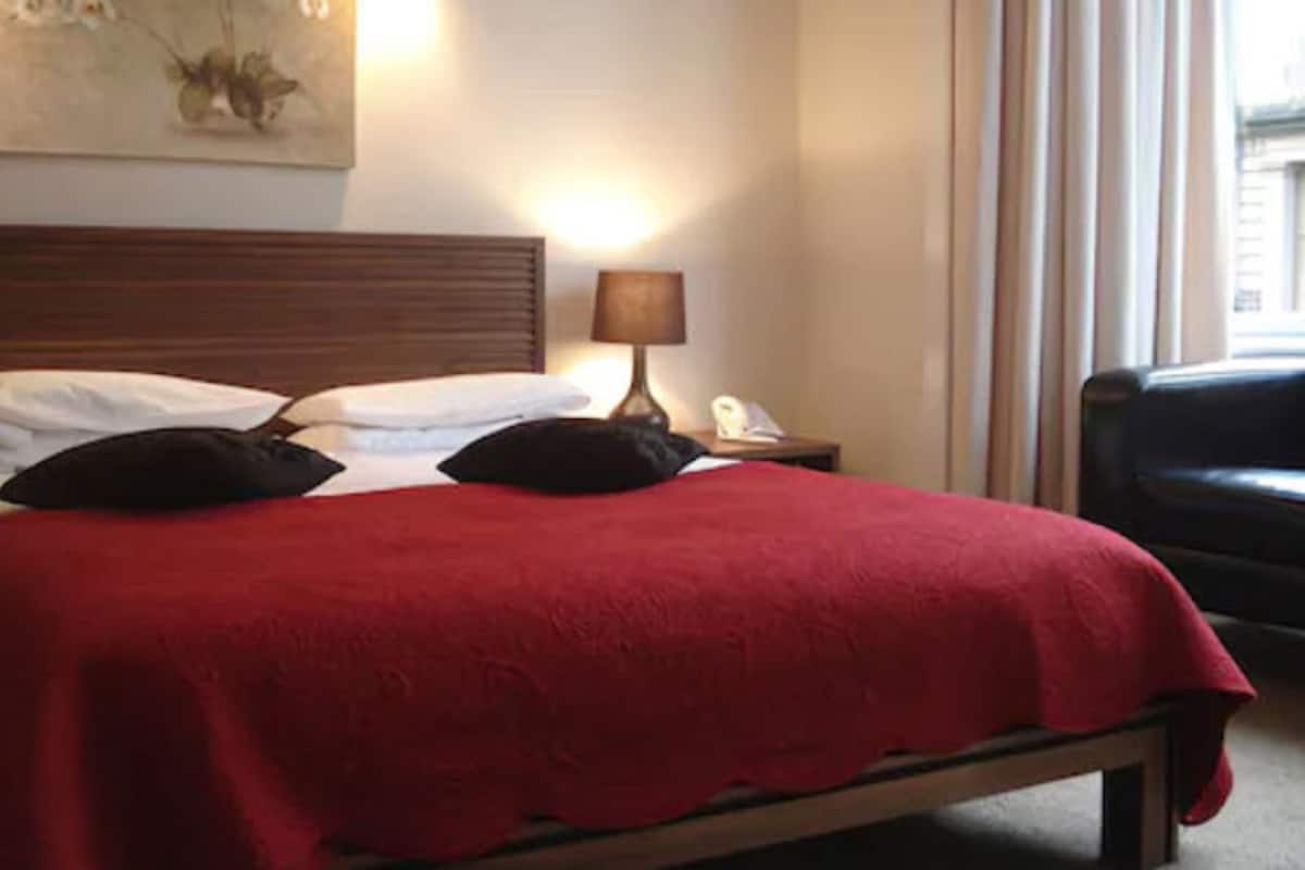 Desk, iron/ironing board, free WiFi, bed sheets