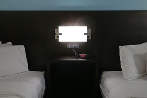 Hochwertige Bettwaren, Pillowtop-Betten, Bügeleisen/Bügelbrett