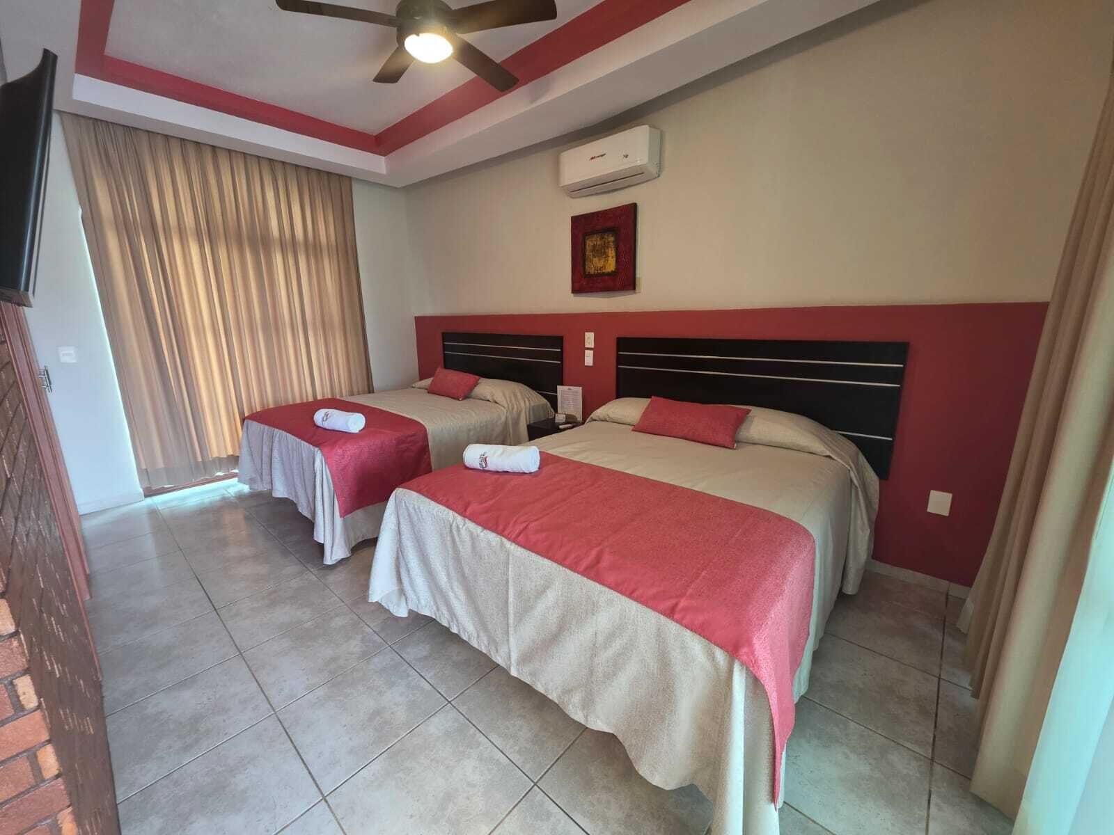 Chambre Double Confort, vue piscine