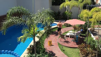 Outdoor pool, sun loungers