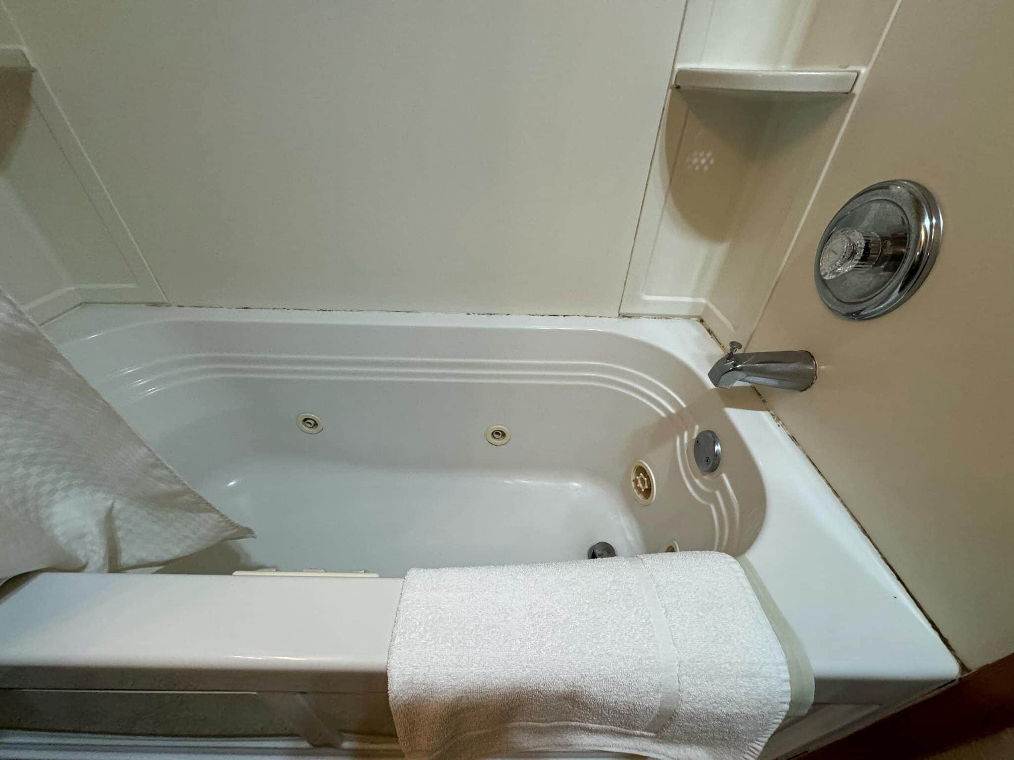 Jet tub