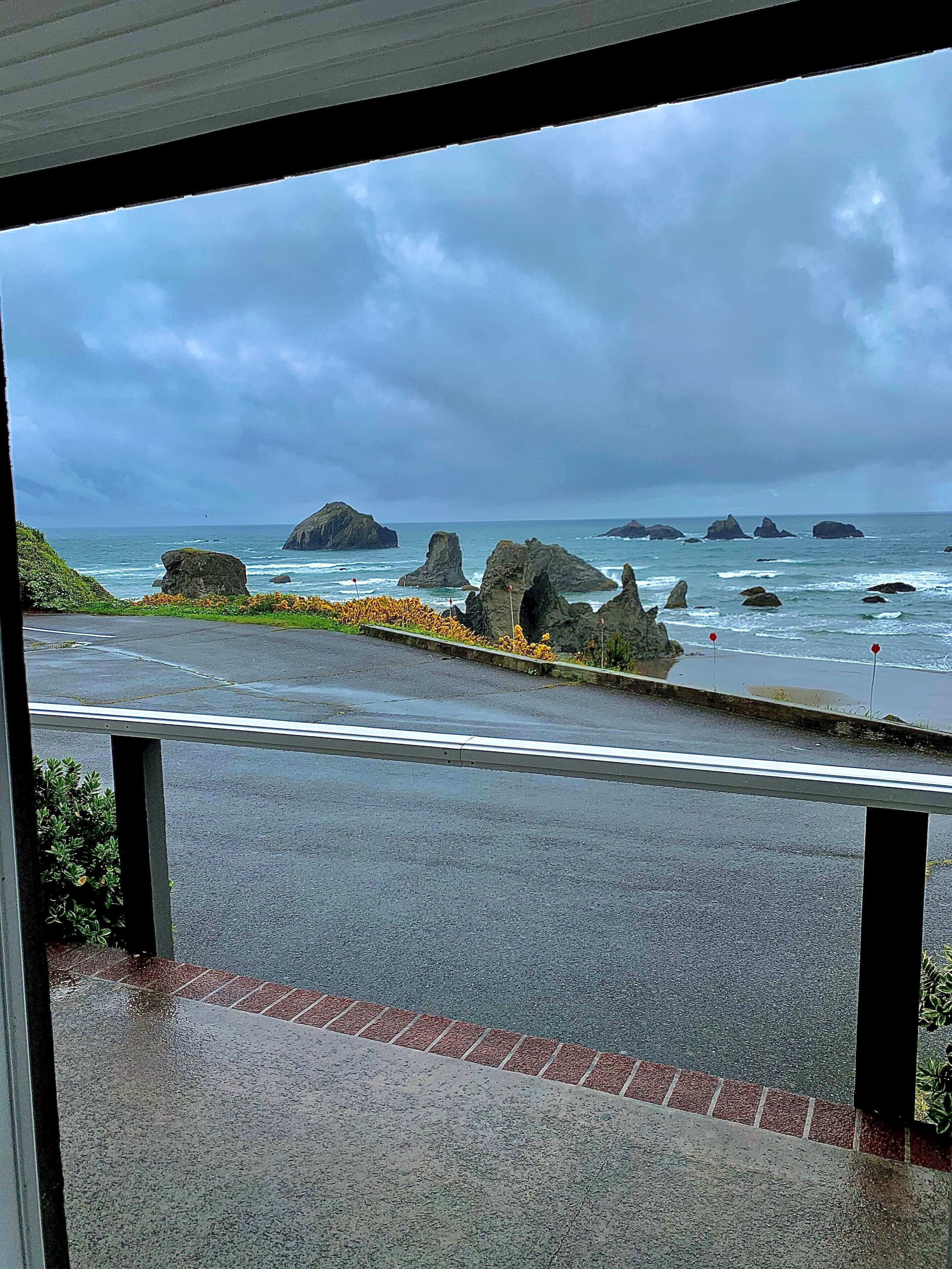 Sunset Oceanfront Lodging