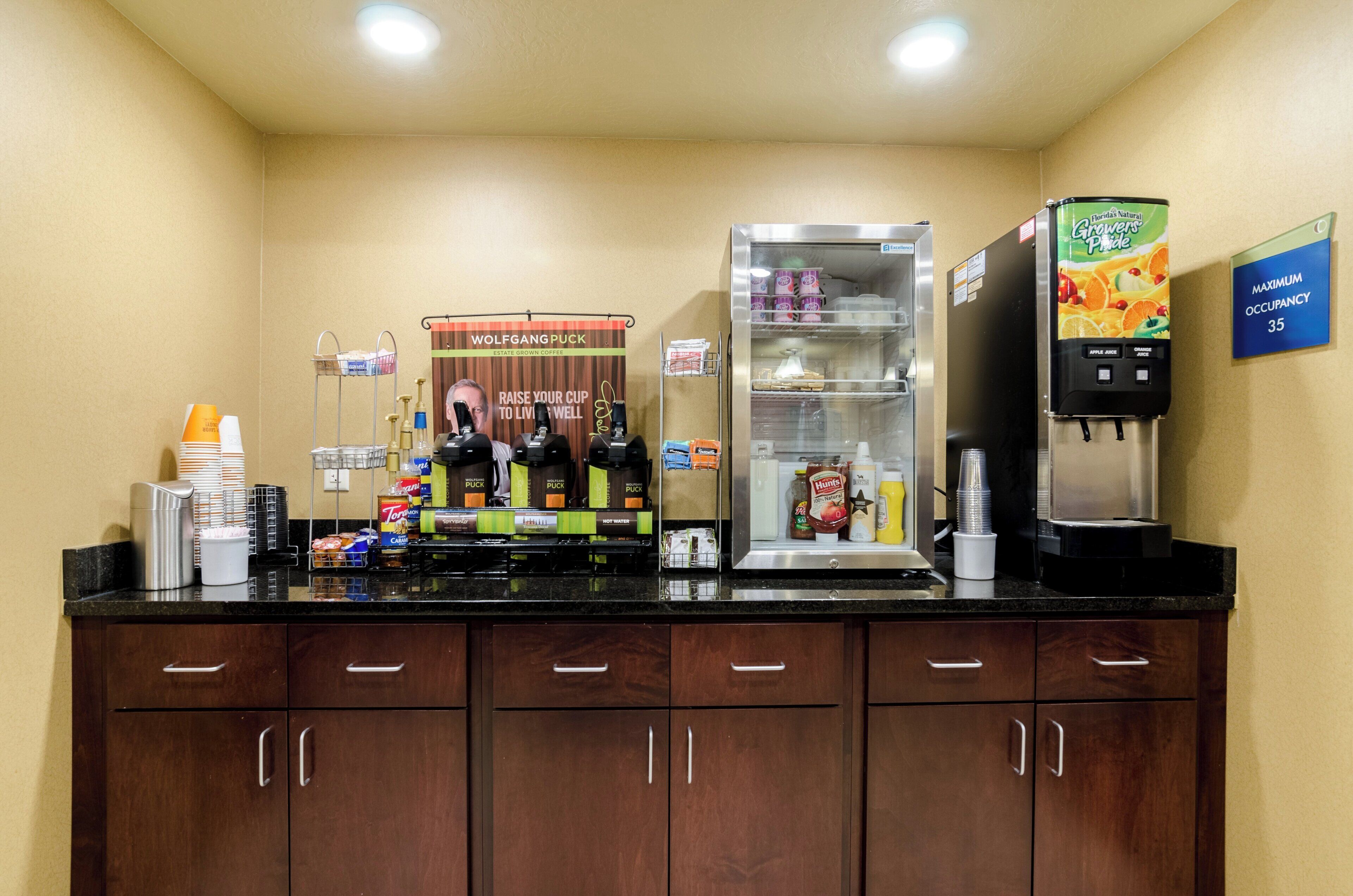 free daily self-service breakfast