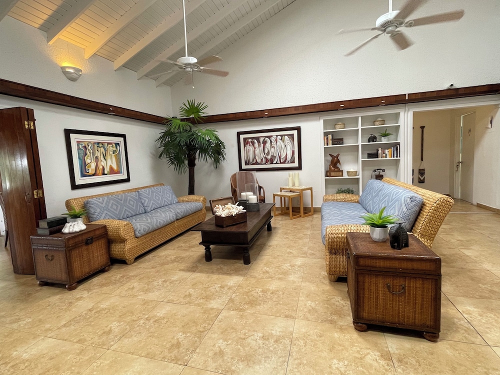 Club Seabourne by null