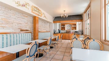 Petit déjeuner continental compris tous les jours