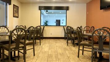 Desayuno completo incluido todos los días