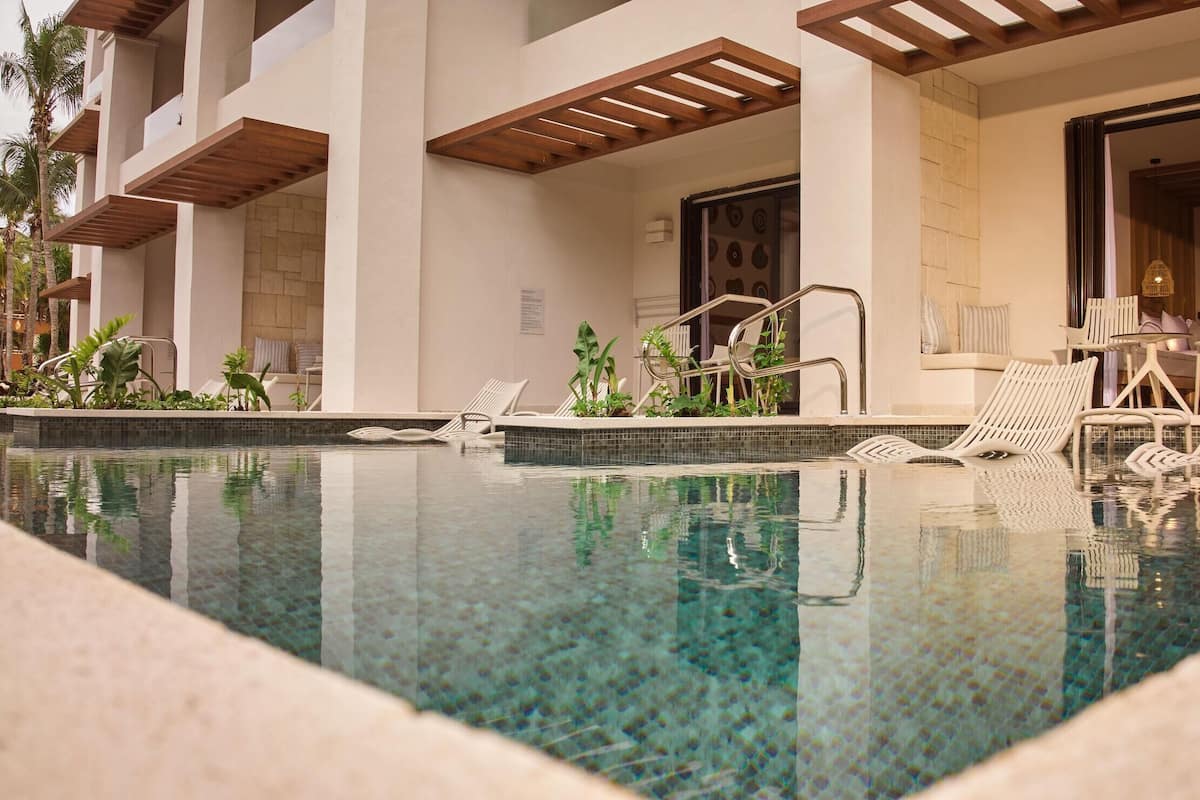 Piscina | Una piscina al aire libre