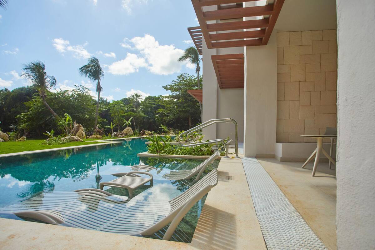 Piscina | Una piscina al aire libre
