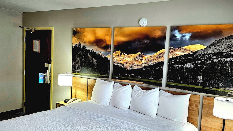 Days Inn and Suites by Wyndham Downtown Missoula-University