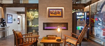 Days Inn and Suites by Wyndham Downtown Missoula-University