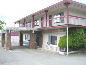 Exterior - Alberni Inn (Port Alberni)