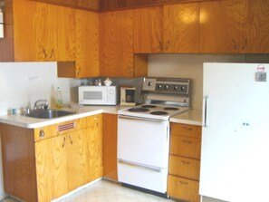 Full-size fridge, microwave, coffee/tea maker
