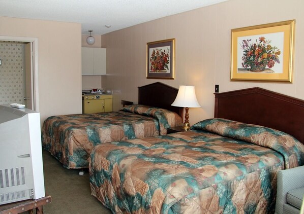 Standard Room, 2 Double Beds, Kitchenette | Desk, iron/ironing board, rollaway beds, free WiFi