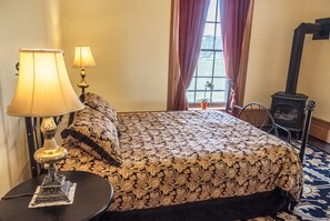 North Room | Premium bedding, individually decorated, individually furnished