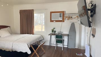 Standard Room, 2 Queen Beds | 1 bedroom, individually decorated, individually furnished