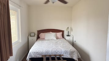 Standard Room, 1 Queen Bed with Sofa bed | 1 bedroom, individually decorated, individually furnished