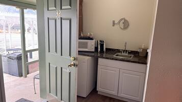 Standard Room, 1 Queen Bed with Sofa bed | Private kitchen | Mini-fridge, microwave, coffee/tea maker