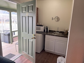 Standard Room, 1 Queen Bed with Sofa bed | Private kitchen | Mini-fridge, microwave, coffee/tea maker