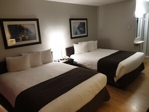 Standard Room, 2 Queen Beds | Desk, iron/ironing board, free WiFi, bed sheets - Island View Lodge (Powell River)