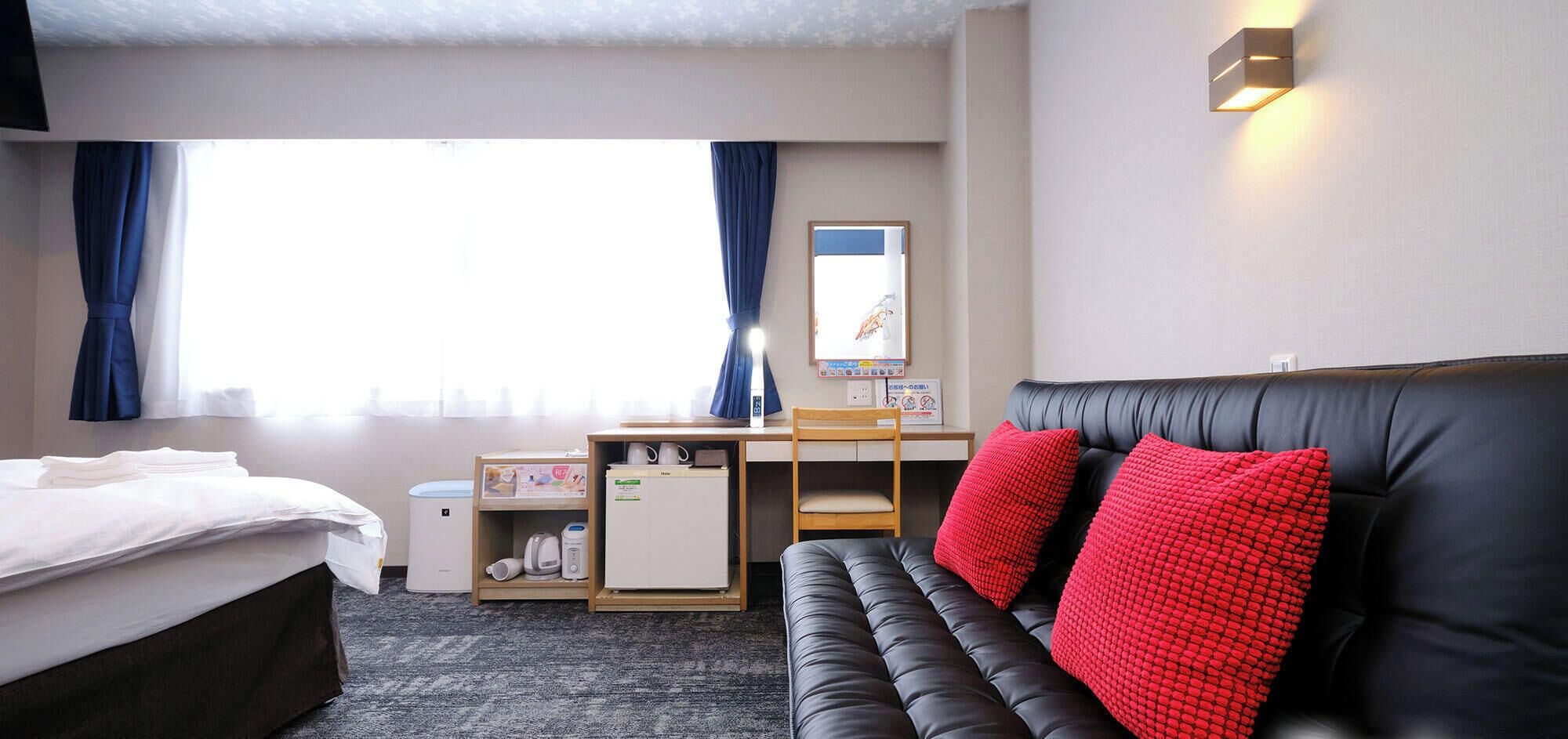 Desk, iron/ironing board (on request), WiFi (free), bed sheets