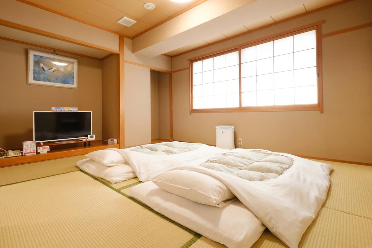 Quarto tradicional, para não fumantes (Japanese Style, 6+8 Tatami-mats) | Escrivaninha, ferros/tábuas de passar roupa, Wi-Fi de cortesia