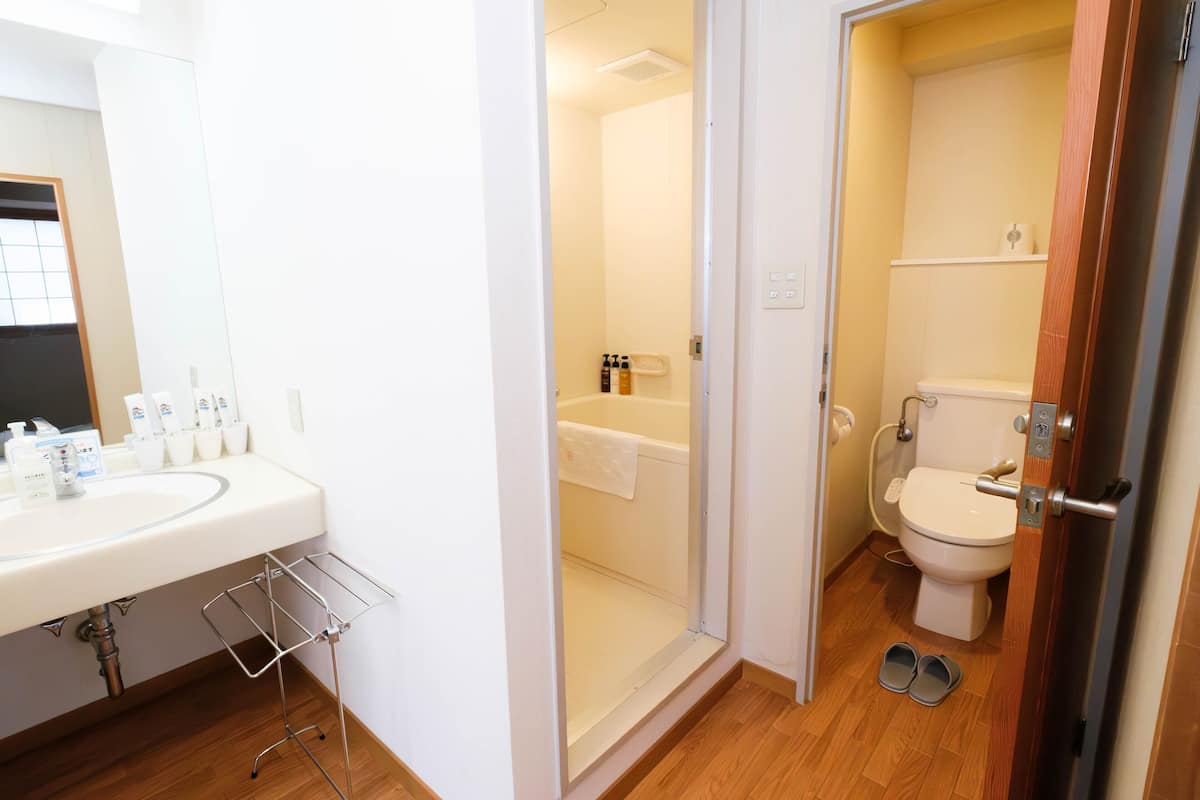 japanese style room (6+8 tatami-mats), non smokng | desk, iron/ironing board, free wifi, bed sheets