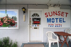 Mostrador para check-in y check-out