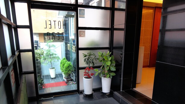 Property entrance - Hotel Zero (Seoul)