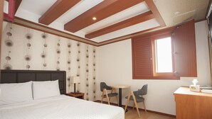 Standard Double Room | Desk, blackout drapes, WiFi (free), individually decorated - Hotel Zero (Seoul)