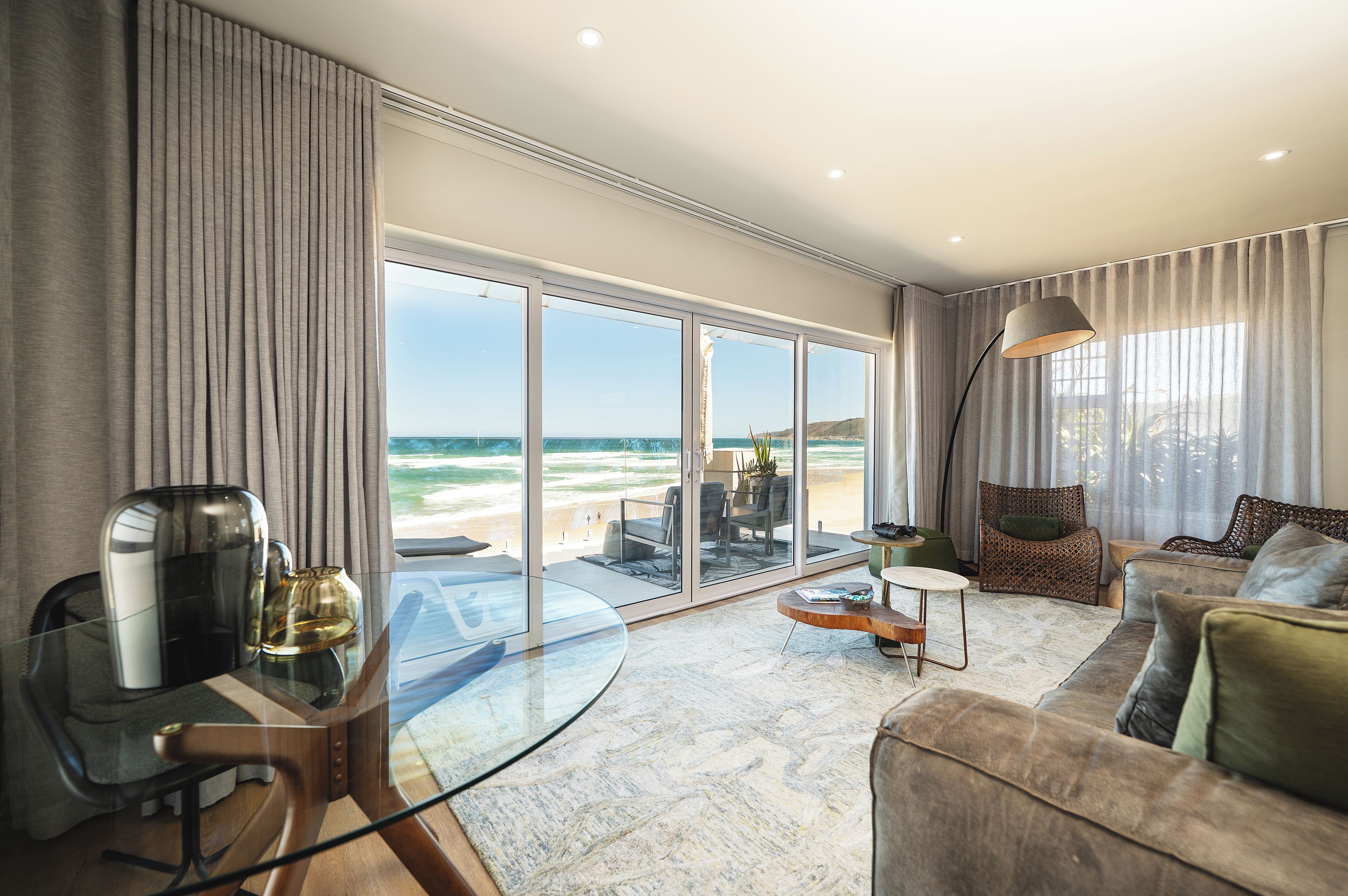 Kamer, 1 twee- of 2 eenpersoonsbedden (1) | Uitzicht op strand/zee