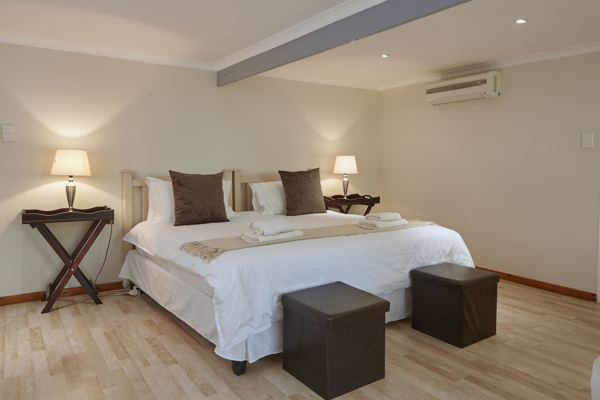 Yellow Aloe Family Rooms | 免費無線上網