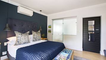 Luxury-Zimmer, Balkon | 1 Schlafzimmer, Minibar, Zimmersafe, individuell dekoriert